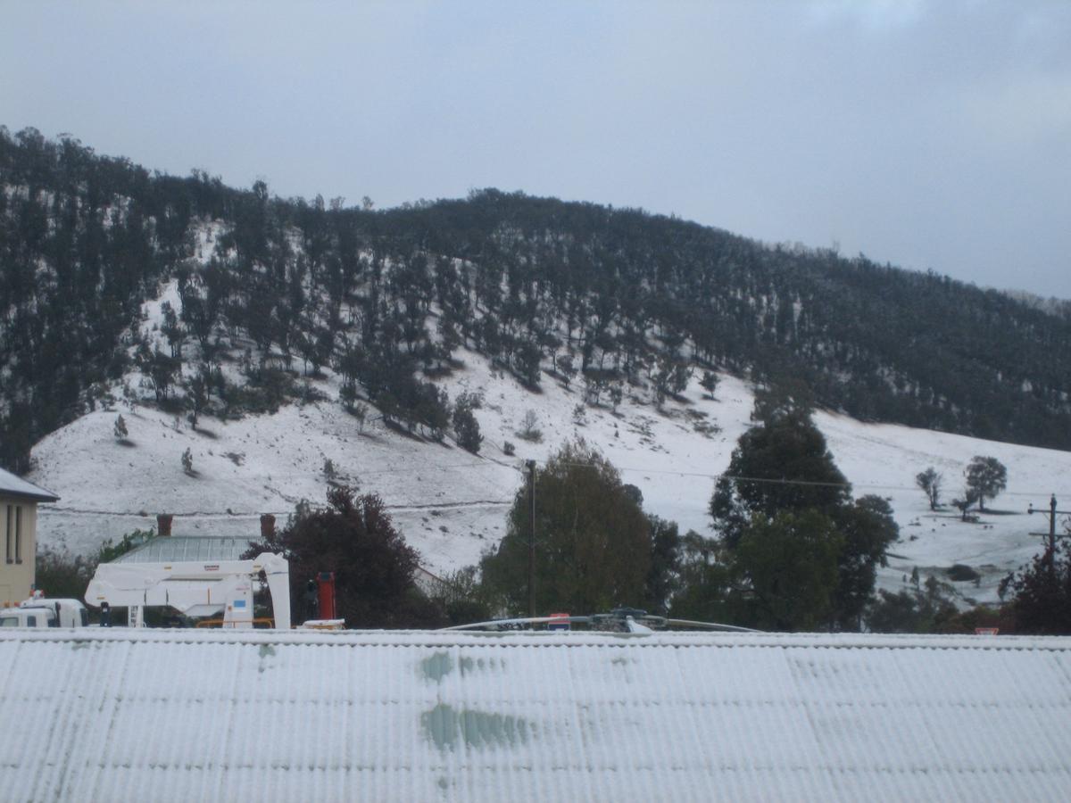 Omeo Motel Kültér fotó