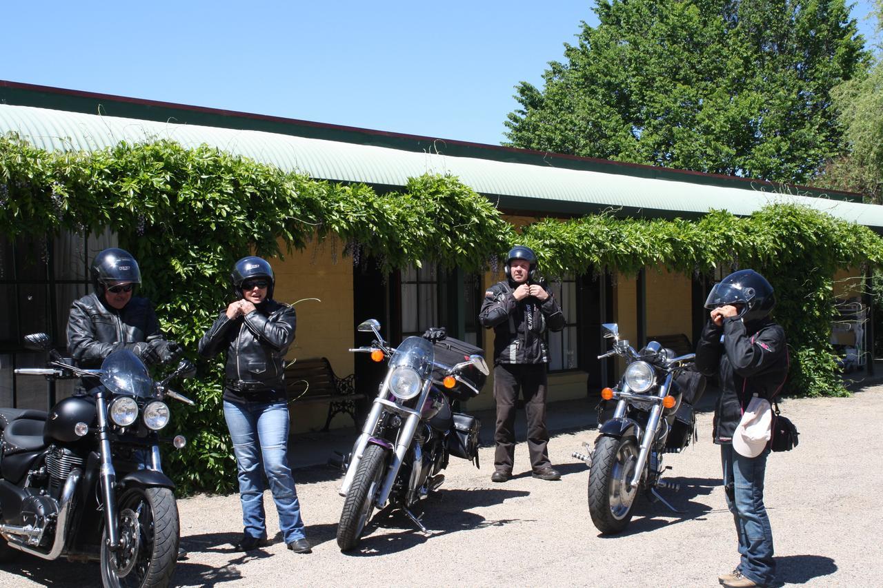 Omeo Motel Kültér fotó