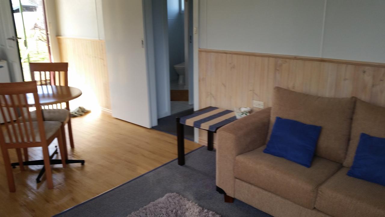 Omeo Motel Kültér fotó